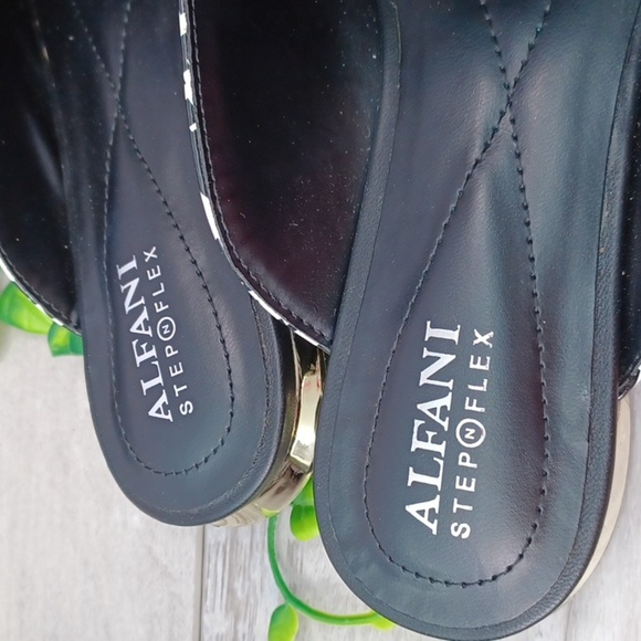 Alfani Step N Flex Serrise Houndstooth Mule NWOB - Picture 3 of 7